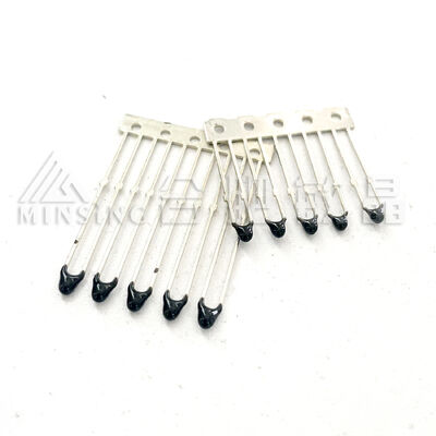 सटीक एनटीसी थर्मिस्टोर स्मार्ट मीटर एचवीएसी इकाइयों और औद्योगिक नियंत्रण पैनलों में सटीक तापमान डेटा प्रदान करने के लिए विकसित किया गया